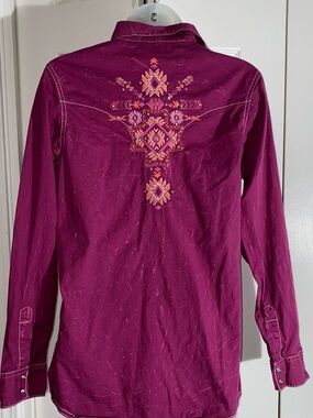 Rock 47 western shirt snap button M embroidered southwestern Wrangler Rodeo AA19